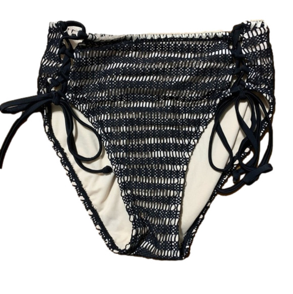 Xhilaration black netting over light nude lining bikini bottom size Medium - Picture 1 of 5